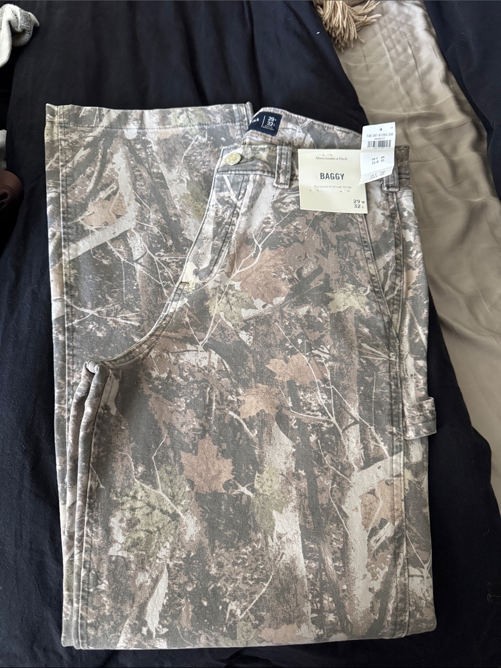 Abercrombie & Fitch Men’s Baggy Camo Cargo Pants - Brown/Green/Gray NWT
